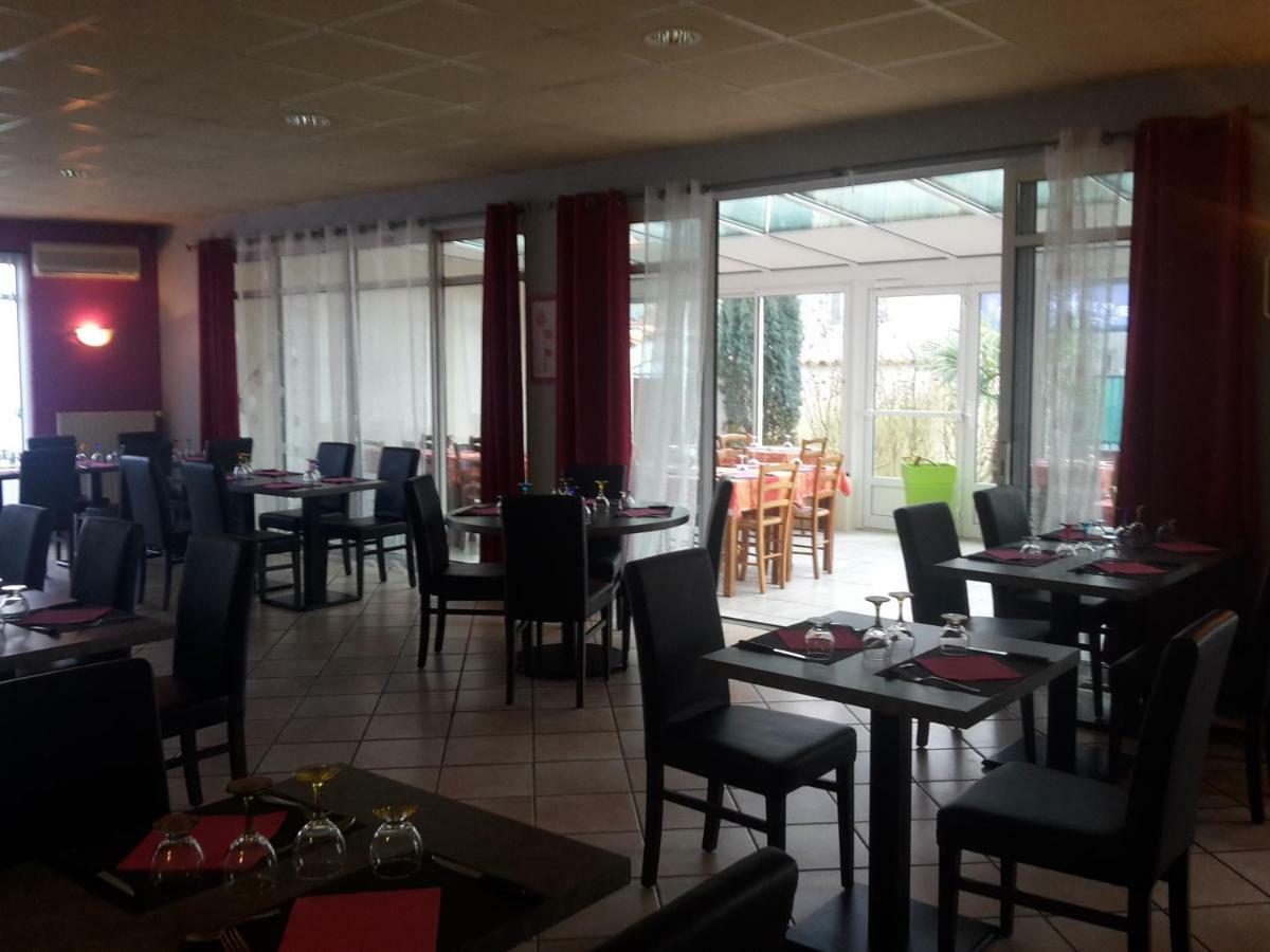 Hotel Restaurant Le Chalet Cabariot Экстерьер фото